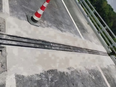 和林格尔伸缩缝更换后浇筑材料快速结构修补料速砼的产品特点及施工流程​